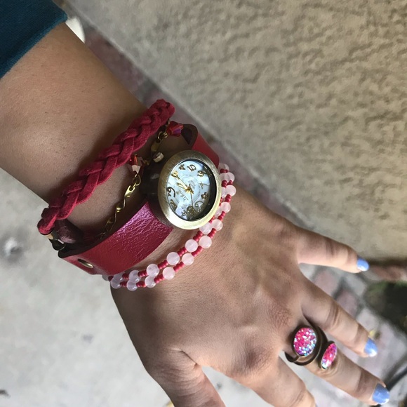 Red Pink Jewelry Set - Picture 4 of 6